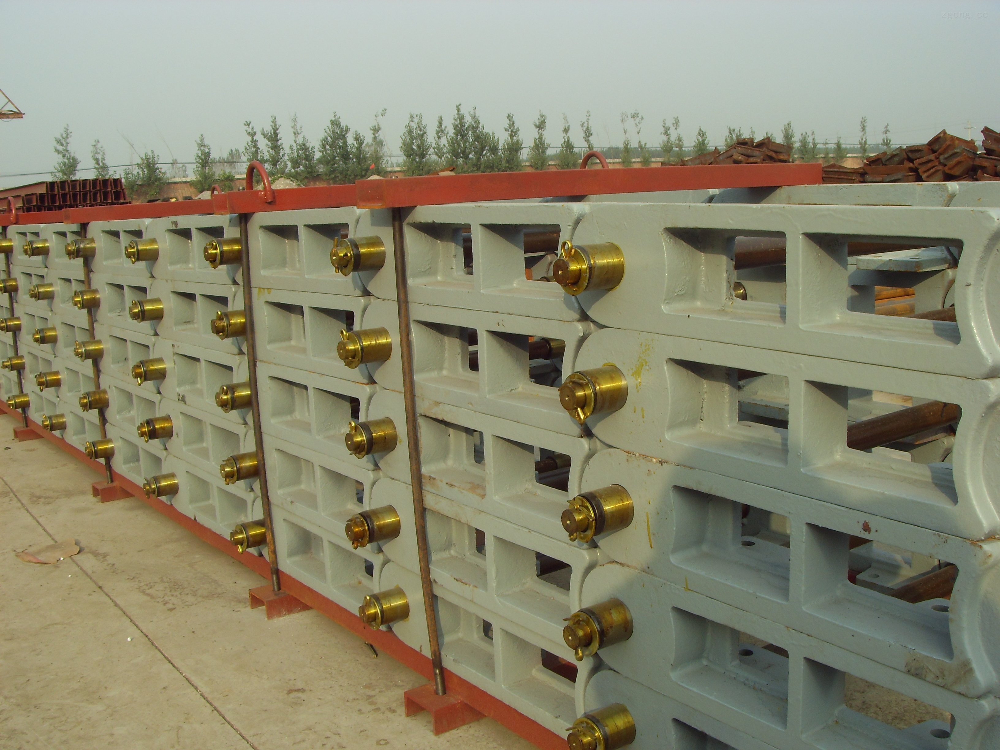 滚轮固定式铸铁机