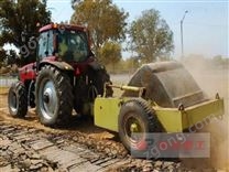 裝載機(jī)帶沖擊碾